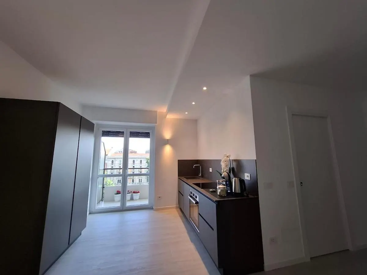 Milan Center Porta Venezia Elegant Two Room Apartment 0*,