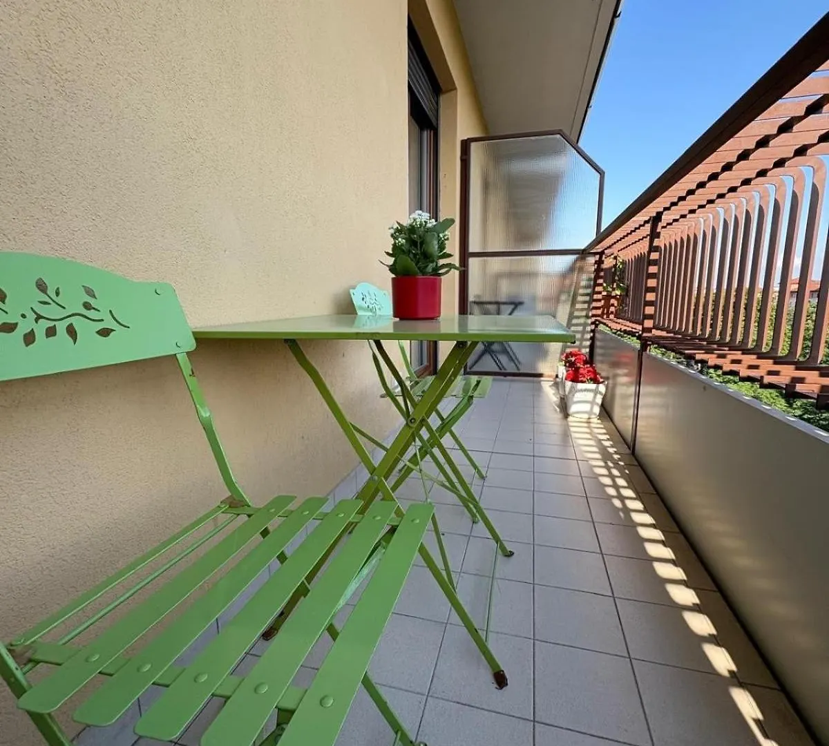 Milan Center Porta Venezia Elegant Two Room Apartment